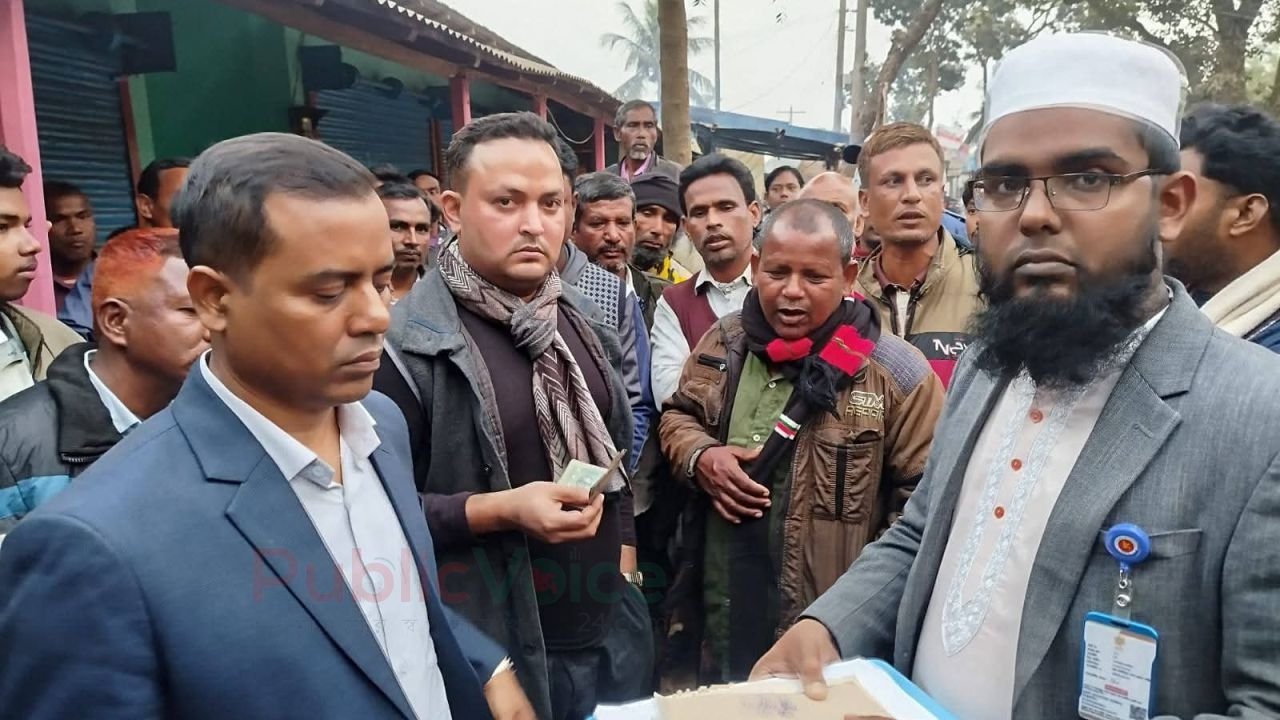 রাণীশংকৈলে কৃষি উপকরণে অনিয়ম, ভ্রাম্যমাণ আদালতে ৪ দোকানকে অর্থদণ্ড