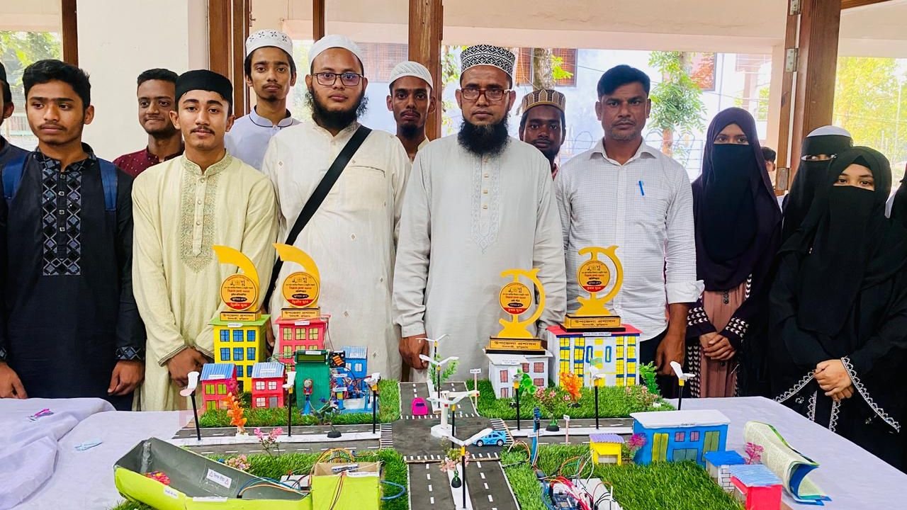 ৪৭ তম বিজ্ঞান মেলায় বিভিন্ন ইভেন্টে চিলমারী সিনিয়র আলিম মাদরাসার জয়লাভ 