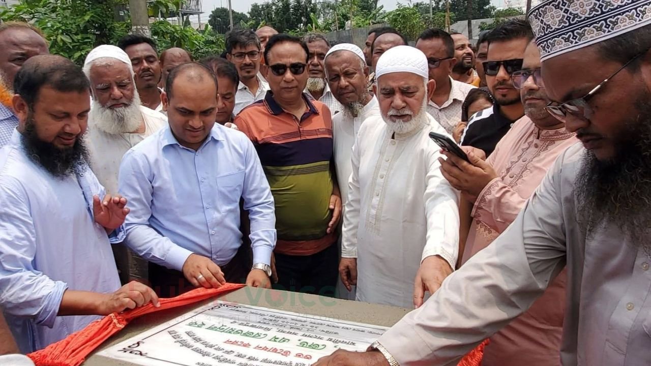 পার্বতীপুরে দুটি উন্নয়ন কাজের শুভ উদ্বোধন করলেন সাংসদ সদস্য রেজওয়ানুল হক