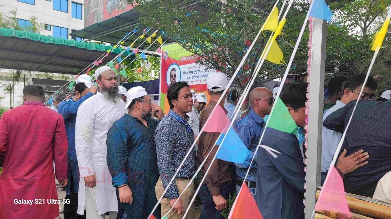 বিডি কমার্শিয়ালের নির্বাচন ২০২৬: মুখোমুখি ‘রহিম-কাফি’ ও ‘হুমায়ুন-খোকন’ পরিষদ