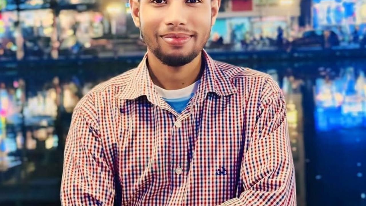 ববি ছাত্রদল সা.সম্পাদকের ফেসবুক পোস্টে কমেন্ট করে বিপাকে শিক্ষার্থী, শাসিয়ে ডিলেট করানোর অভিযোগ 