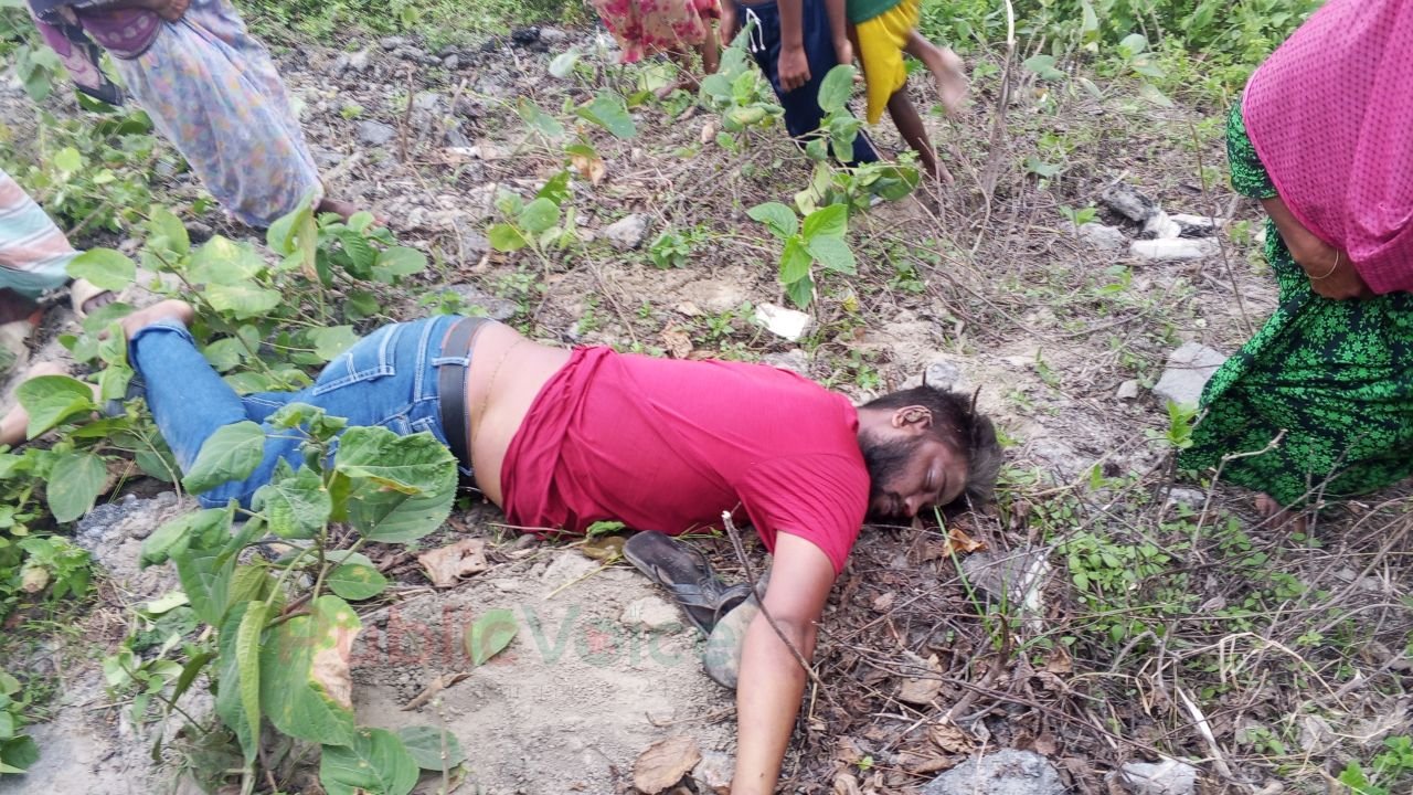 তবকপুর ইউনিয়নের সাদুল্যা নিরাশির পাতার বটতলায় হামিদুলের মর্মান্তিক মৃত্যু।