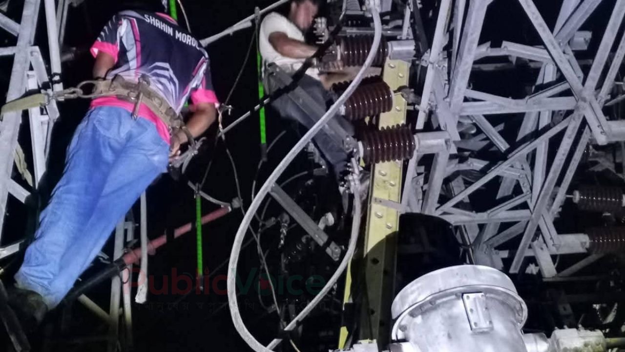 সেবা পেতে তদবির, বিদ্যুৎ পেতে অপেক্ষা—ইনসুলেটর ক্র্যাকে অন্ধকারে ঈশ্বরগঞ্জ