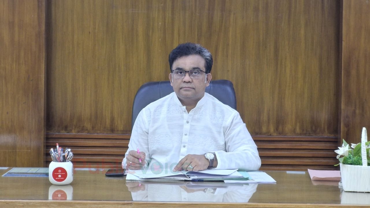 নবনির্বাচিত রাষ্ট্রপতি মির্জা ফখরুলকে জাবি উপাচার্যের অভিনন্দন