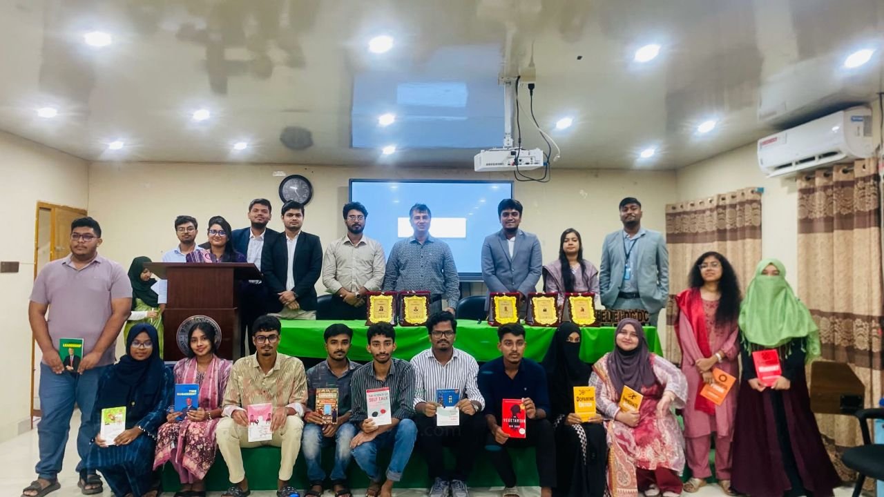 কুবি ইএলডিসির উদ্যোগে জিএম ইন্ডাকশন ও ক্যারিয়ার গাইডলাইন অনুষ্ঠিত 