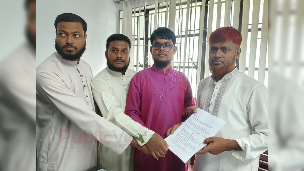 ইবিতে হলের অবৈধ শিক্ষার্থী অপসারণসহ ৫ দাবিতে ছাত্রশিবিরের স্মারকলিপি