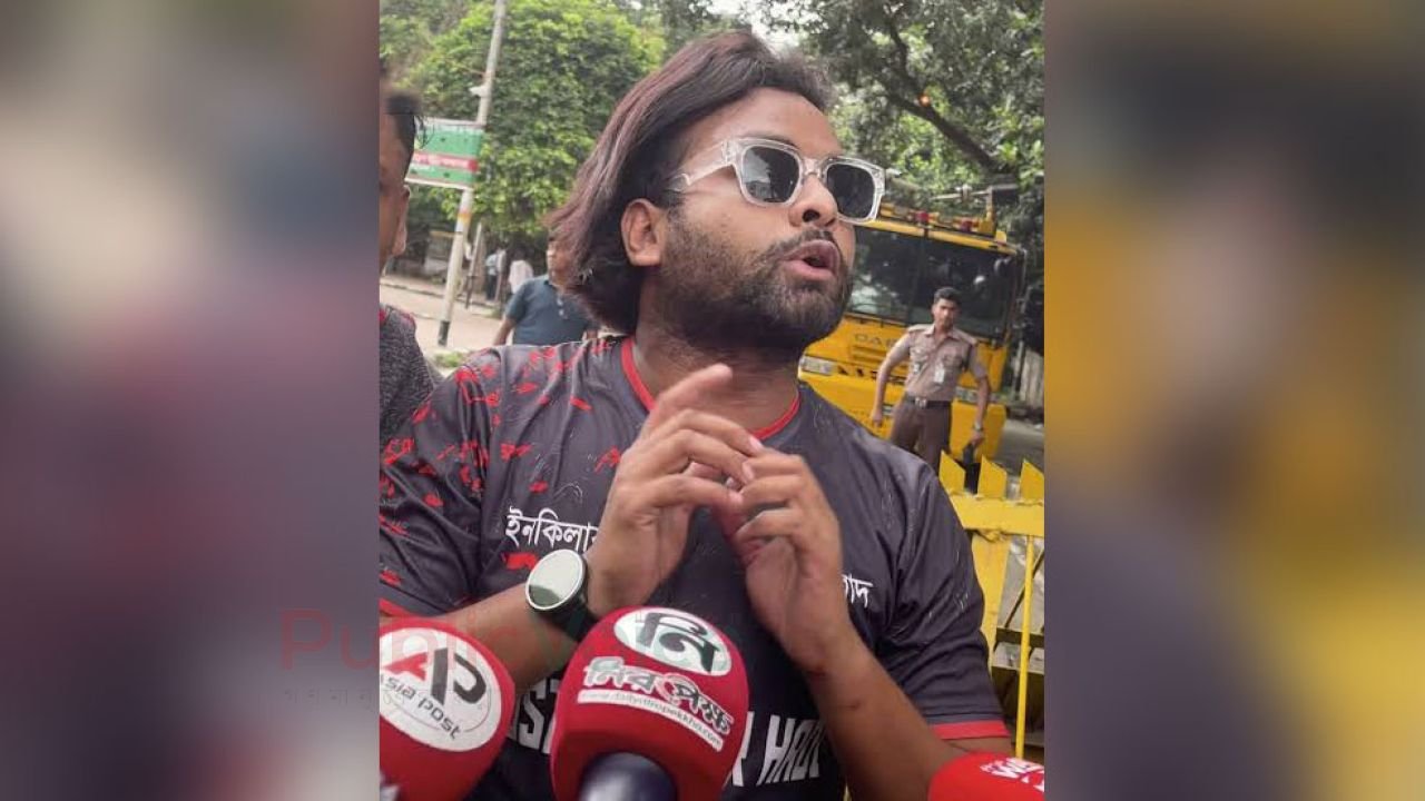 কে এই আয়াস? তাকে ঘিরে এত বিতর্ক কেন?