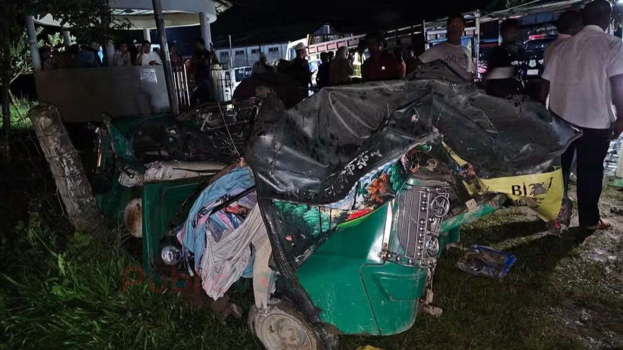যাত্রীবাহী বাস সিএনজি মুখোমুখি সংঘর্ষে তিনজন নিহত 
