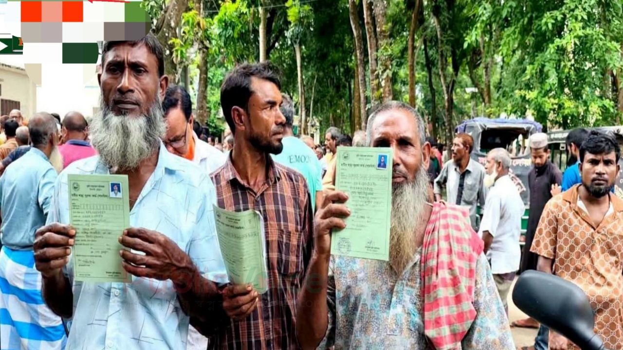 চিলমারীতে সার সংকটে কৃষি অফিসের অব্যবস্থাপনাই দায়ী