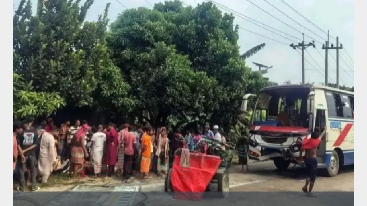 ময়মনসিংহে একই পরিবারের চারজনসহ মোট সাতজন সিএনজি বাস মুখোমুখিতে নিহত