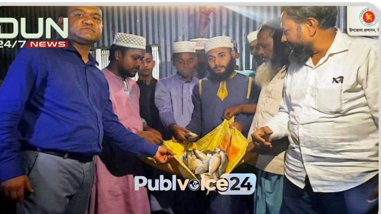 উলিপুরে মা ইলিশ সংরক্ষণ অভিযান পরিচালনা কালে ৮ হাজার ৫০০ মিটার কারেন্ট জাল জব্দ করে, পুড়িয়ে ধ্বংস করা হয়।