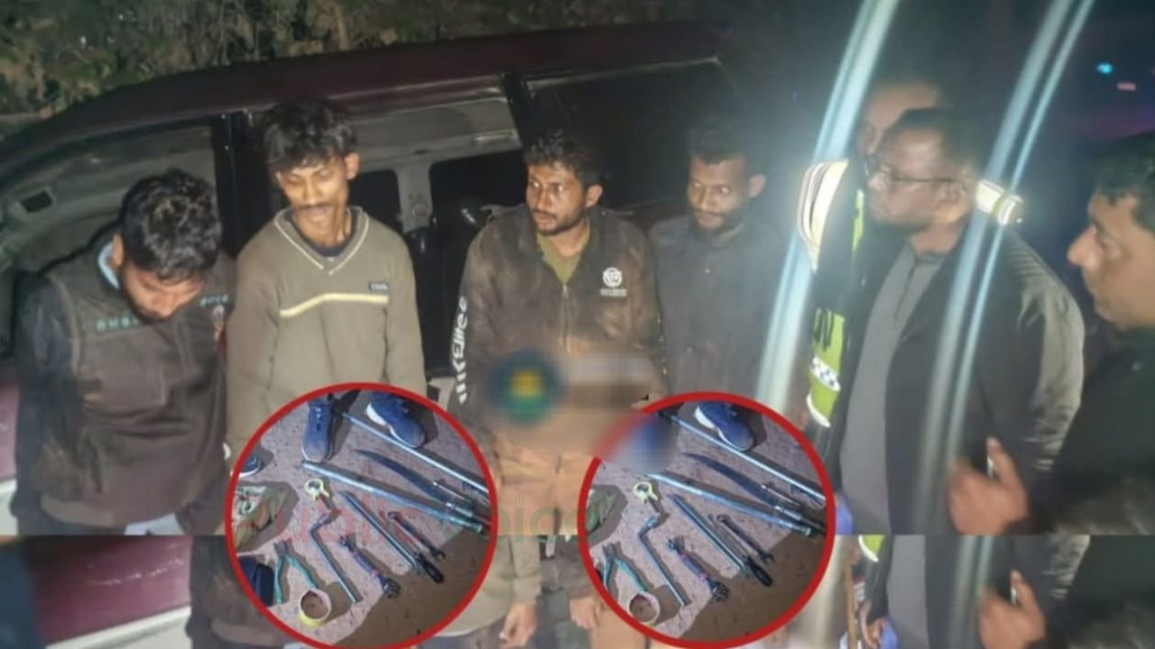 কুলাউড়ায় দেশীয় অস্ত্রসহ চার ডাকাত গ্রেপ্তার