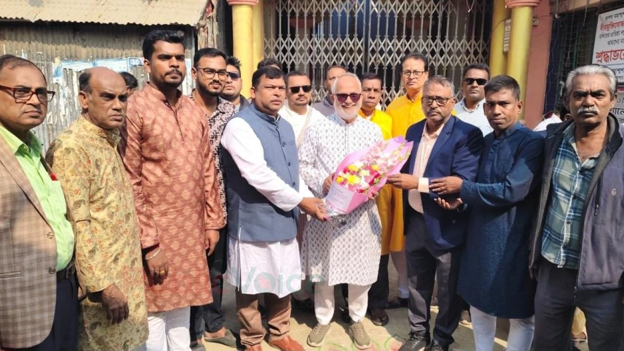 রূপসায় বাসন্তী আমেজে সরস্বতী পূজার আয়োজন
