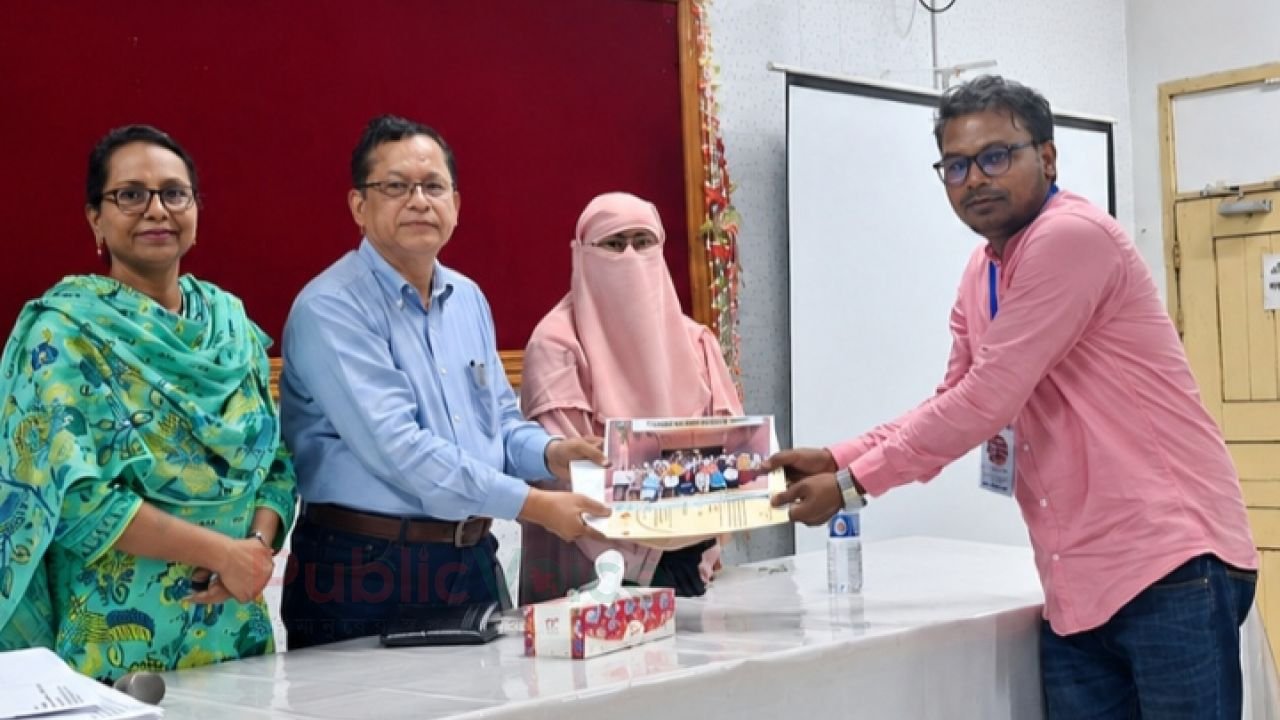 HSTTI-তে এম্বাসেডর প্রশিক্ষণ সম্পন্ন, সনদপত্র বিতরণ