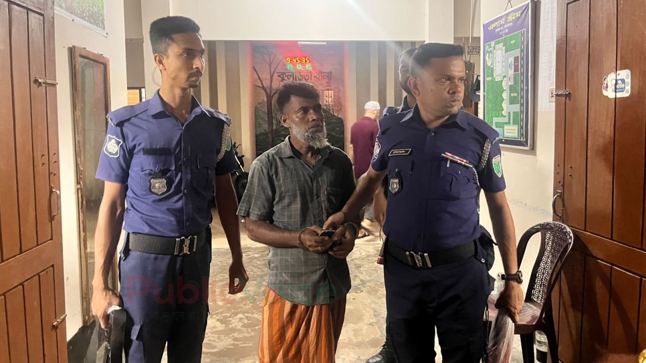 সরকারি বীজ খোলা বাজারে বিক্রির দায়ে ৭ দিনের কারাদণ্ড