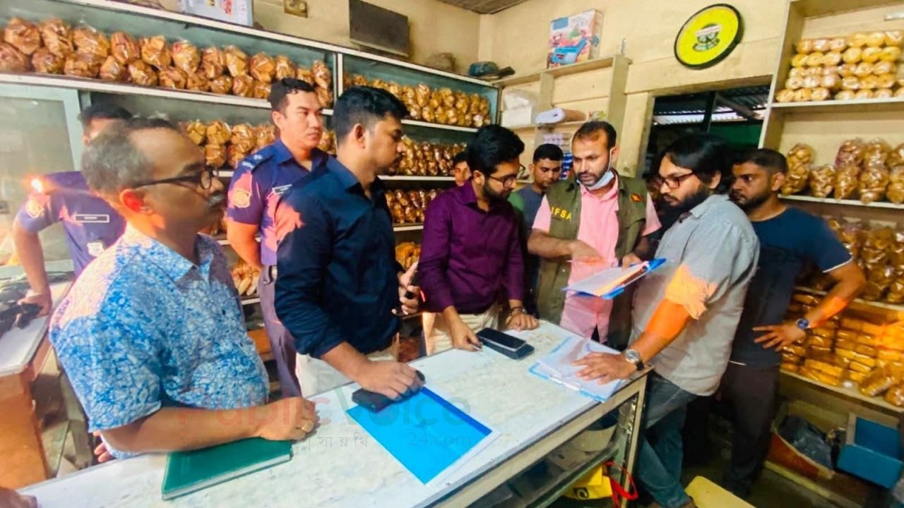 শ্রীমঙ্গলে খাদ্যপণ্যে ভেজালবিরোধী অভিযানে ৬০ হাজার টাকা অর্থদণ্ড